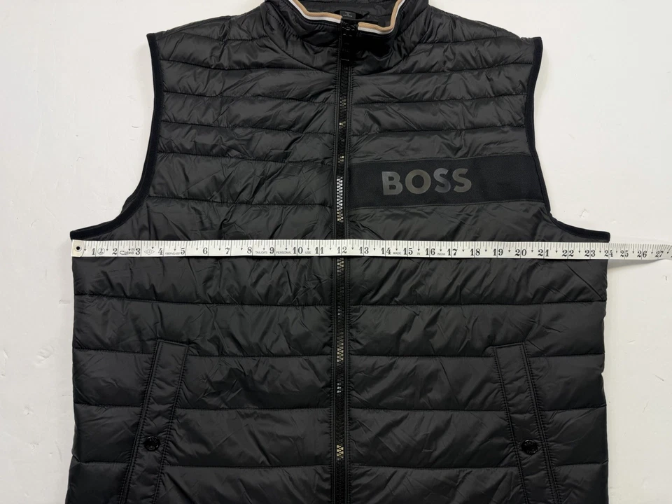 HUGO BOSS Darolan Water Repellent Quilted Vest Men Size 44R NWOT Full Zip - Image 4 of 4