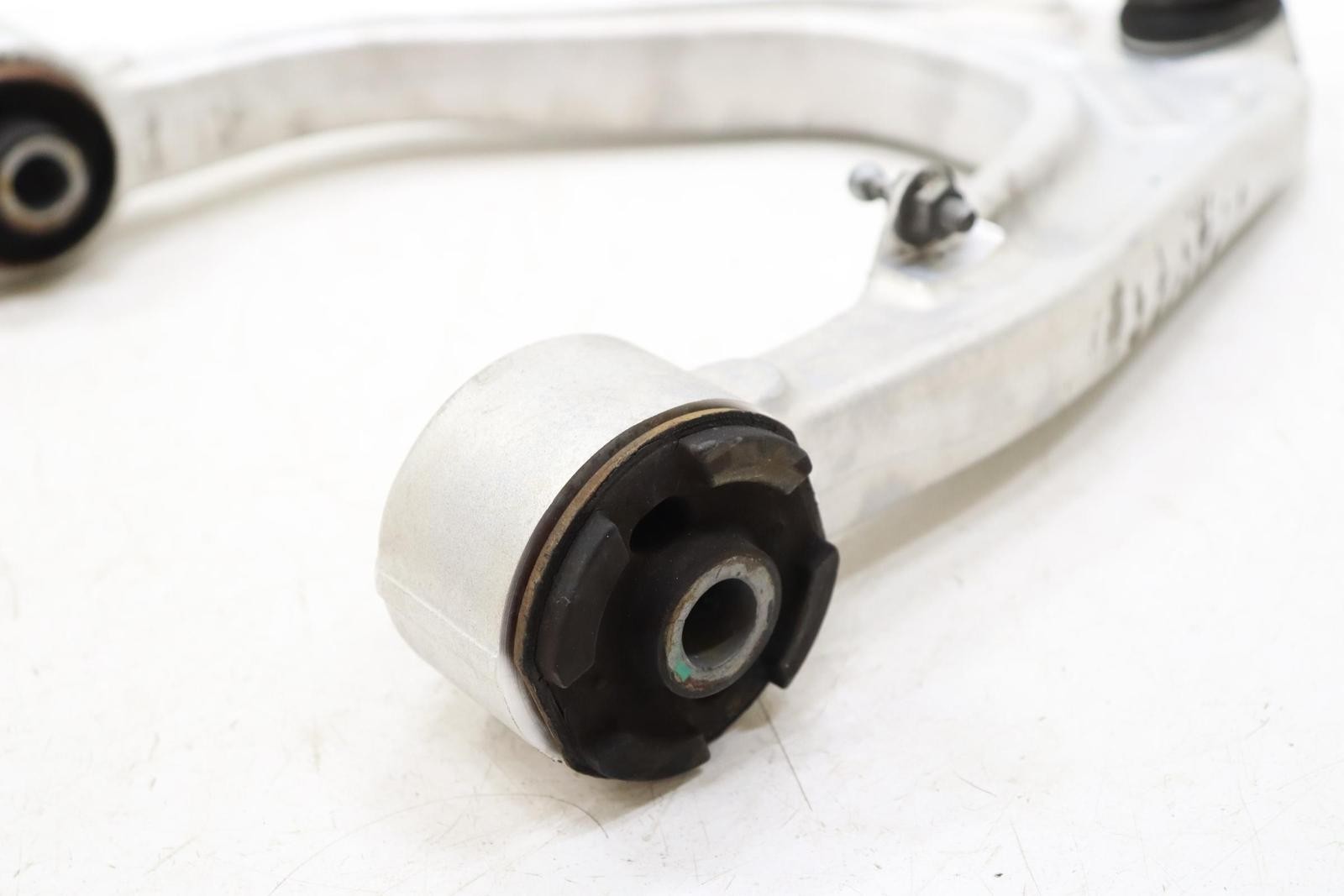 Maserati Quattroporte 2014-2024 Front Right Upper Control arm