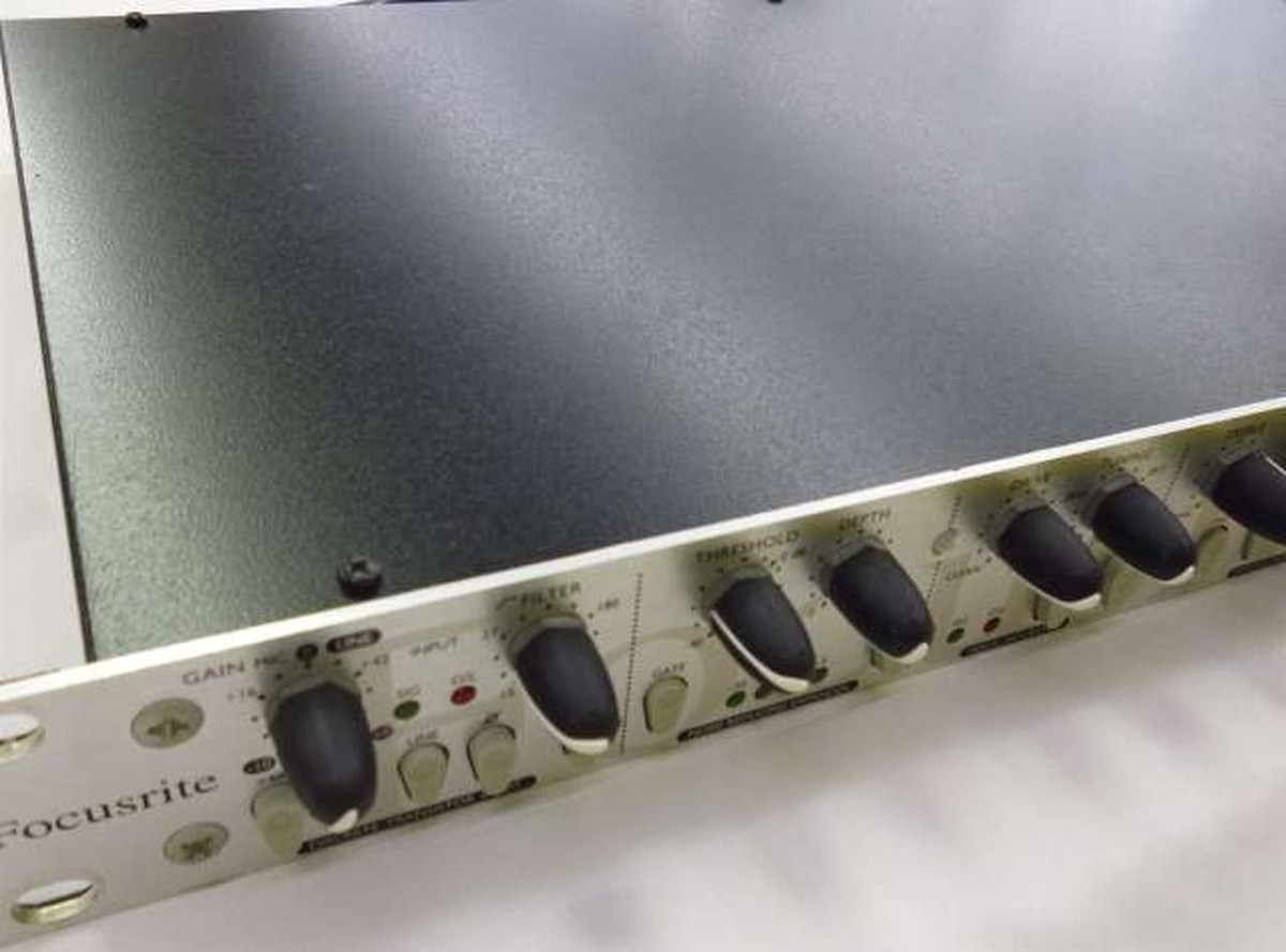Focusrite Platinum Voicemaster Mono Vocal Channel Strip Processor