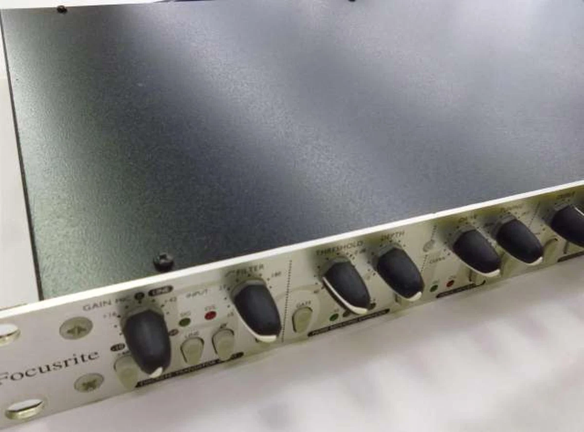 Focusrite Voice Master Plutinnm マイクプリ Focusrite Signal Processors & Rack Effects for sale | eBay