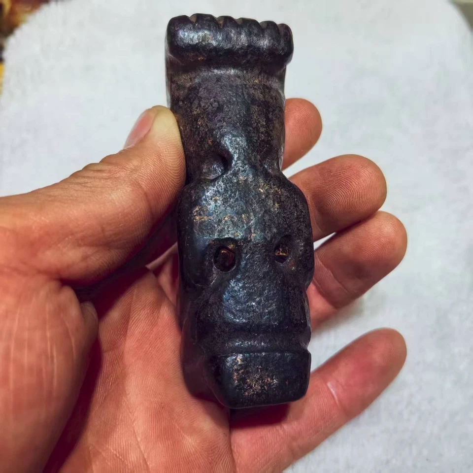 Un inusual faraón humanoide estatua colgante meteorito talla de la cultura Hongshan Foto 4 de 4