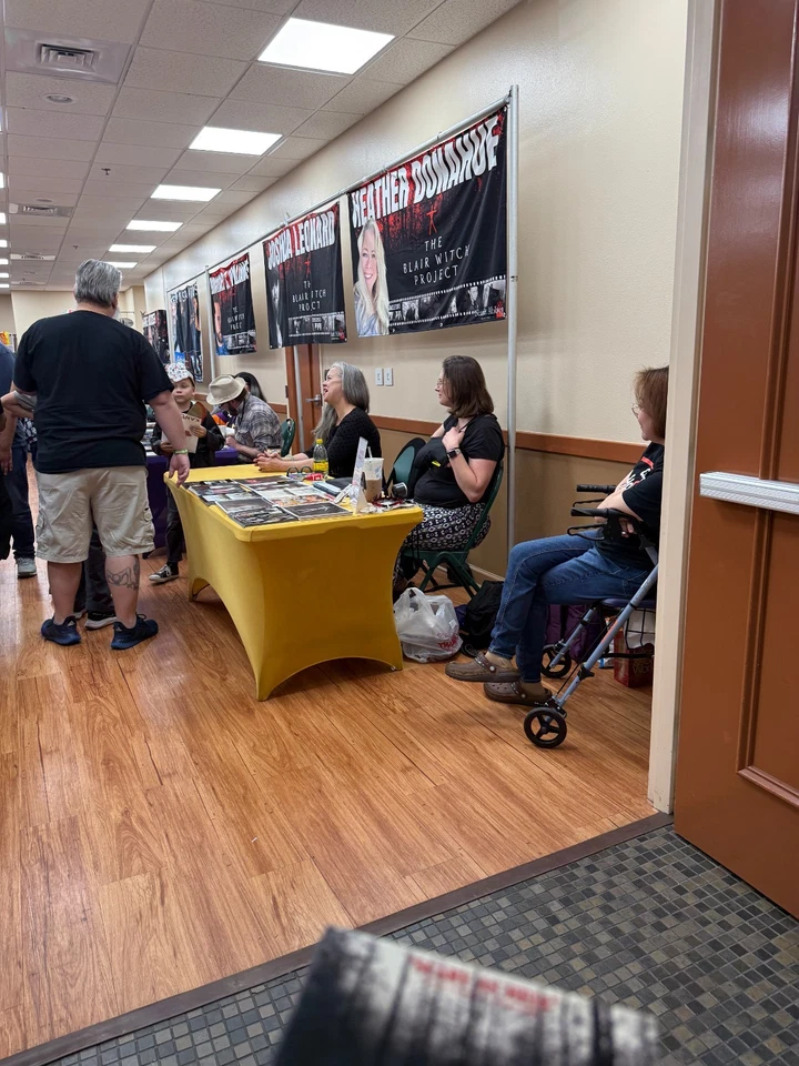 The Blair Witch Project (VHS) SIGNED BY: Heather Donahue w Proof! Only1onEbay! - Image 3 of 4