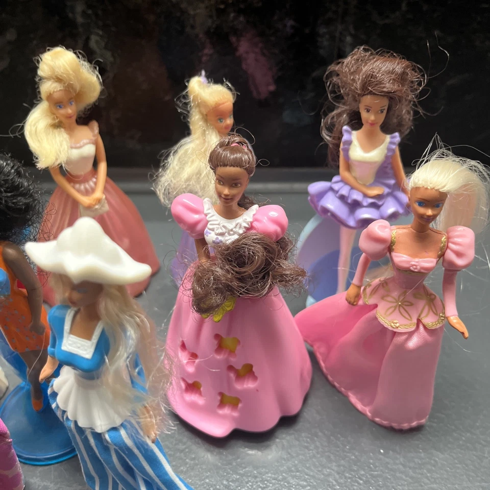Lote Mixto De 8 Figuras Muñeca Barbie McDonalds Años 90 Happy Meal Juguetes Foto 4 de 4