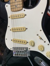 Squier Fender Stratocaster 6-String Electric Guitar Black MADE IN KOREA
