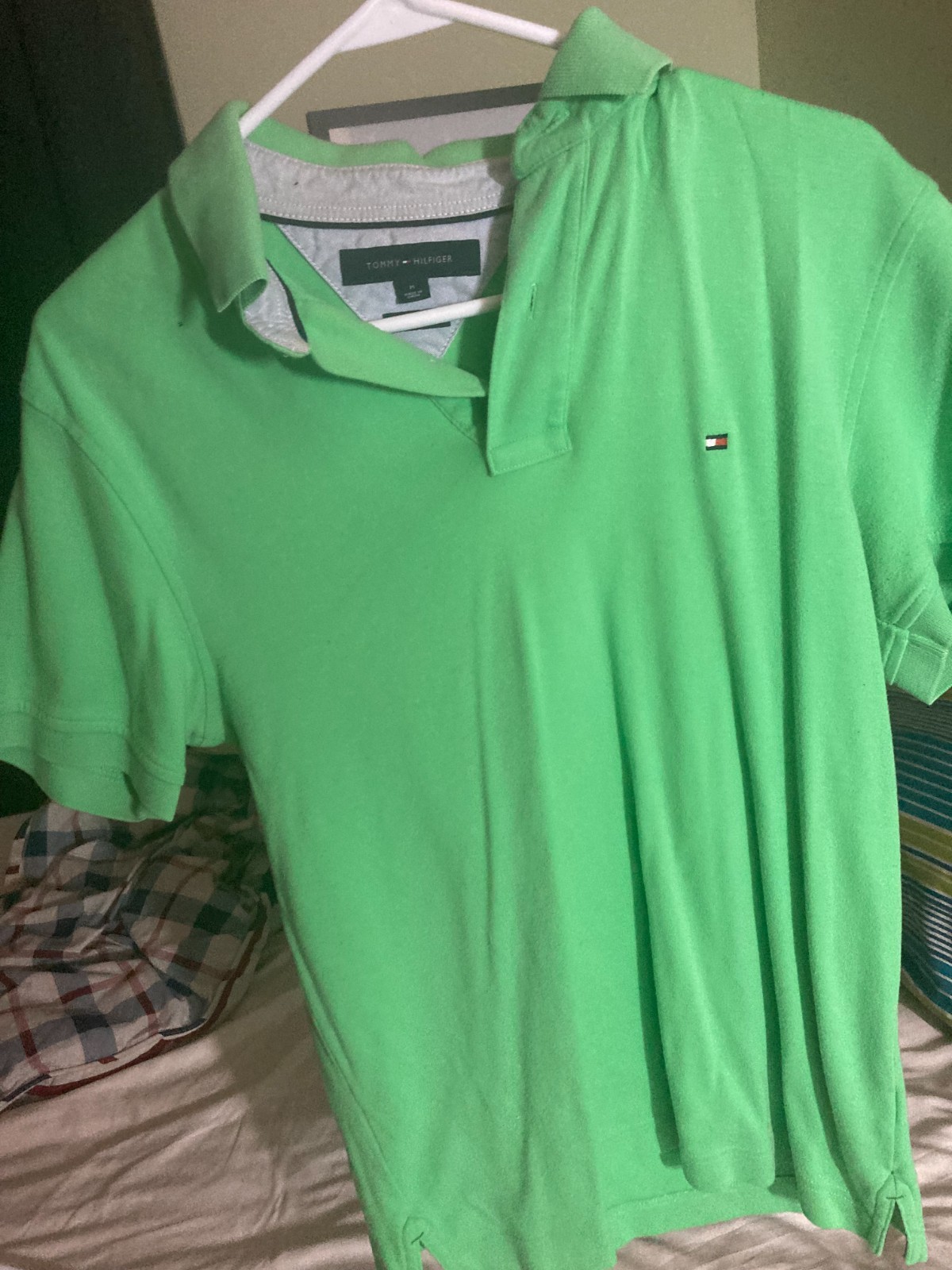 Tommy Hilfiger green polo size medium. (Good Condition) thumbnail 3