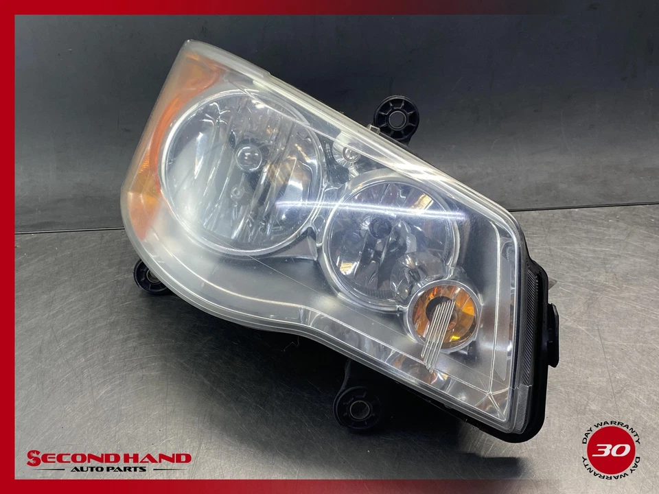 Faro halógeno lado derecho Dodge Grand Caravan 2011-2018 OEM Foto 4 de 4