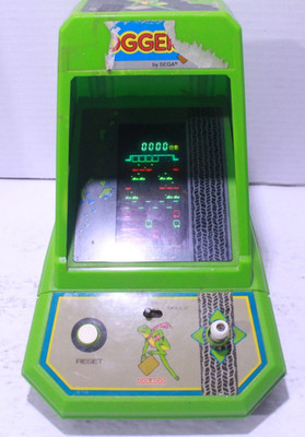 Coleco Frogger Tabletop Mini Arcade Game 1982 SEGA No Battery Cover VTG