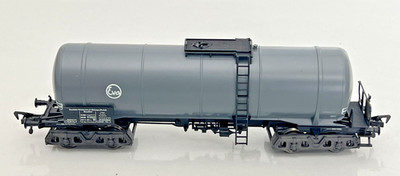 Fleischmann HO Scale No. 5475 Tanker Car - EVA