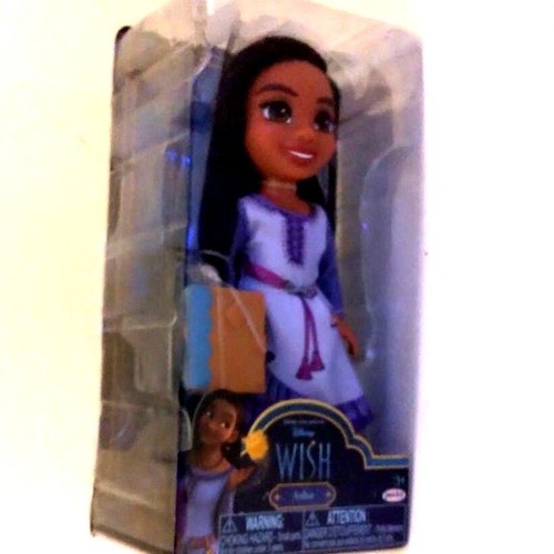Muñeca Pequeña Disney Wish Asha 6" NUEVA Con Caja Coleccionable Walt Disney - Imagen 2 de 3