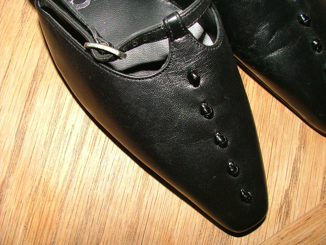 Picture 2 of 6