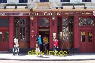 Foto 6x4 Der Hahn - Fulham Broadway North End Road c2006