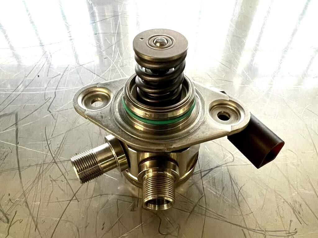 Einspritzpumpe Hochdruckpumpe Mercedes 0261520702 A2560702600 M256 