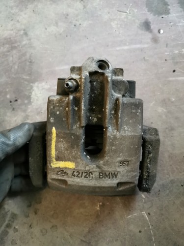 BMW 5er E60 E61 E63 Bremssattel Bremszange mit Träger hinten links 42/20 957