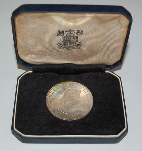 1964 Bermuda 1 Crown – Queen Elizabeth II – Silver Coin BU In Case .75 Ounce