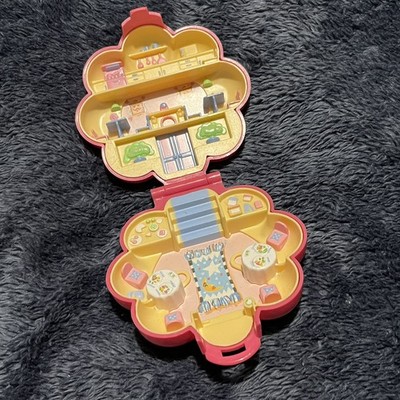 Vintage 1990 Compact Polly Pocket Mr Fry s Restaurant Playset Only (broken part)