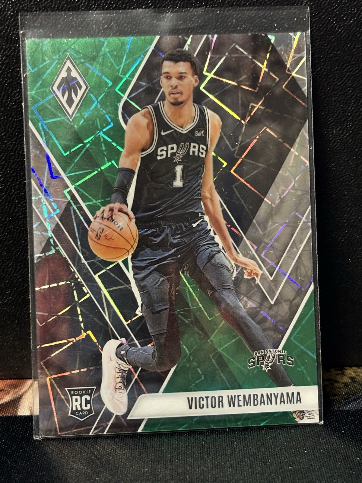 2023-24 Panini Phoenix Victor Wembanyama #256 RC Rookie Green Lazer /175