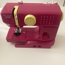 New Home Janome 525B Pink Fuschia Sewing Machine DC7V 900mA