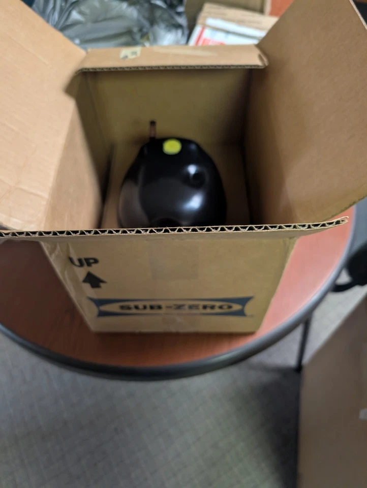 ***OEM 7011059 Sub-Zero Compressor*** - Image 3 of 4