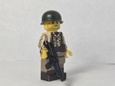 Lego WW2 Custom US Soldier With Brickarms M1 Thompson and Helmet