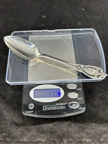 Lunt Sterling Silver Monticello Spoon NO MONO NM Silverware Flatware dated 1917