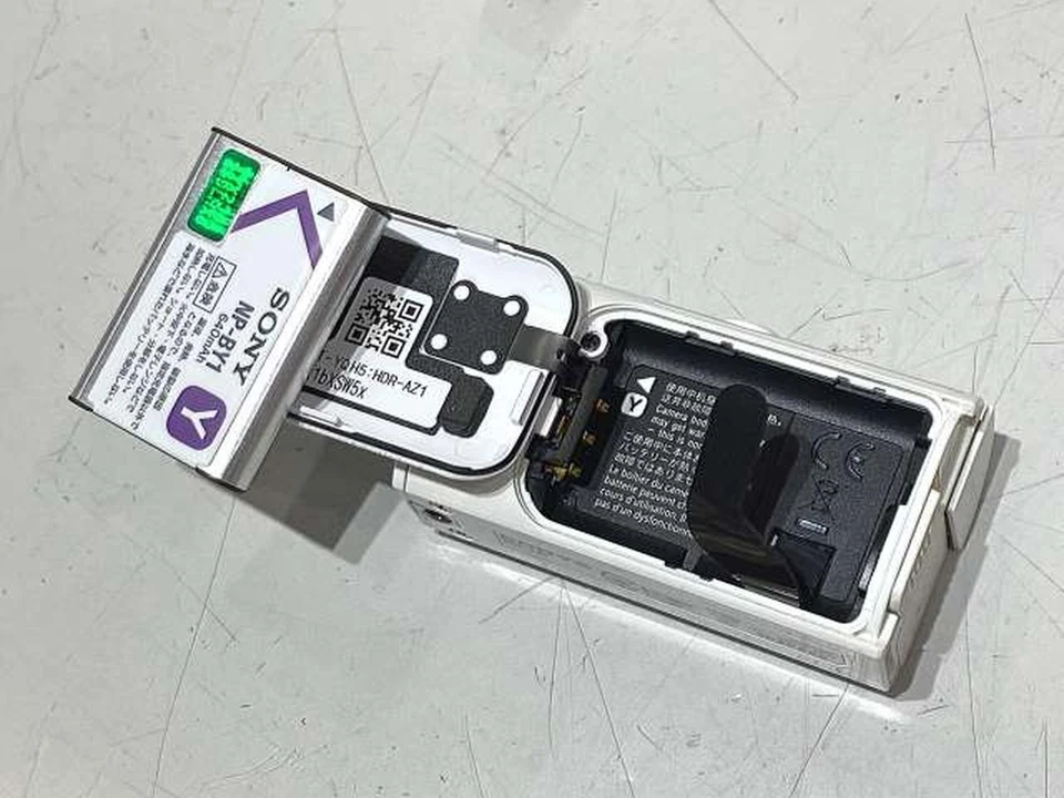 SONY HDR-AZ1 Digital HD Video Camera Recorder Action Cam Mini Compact Used Japan - Image 3 of 4