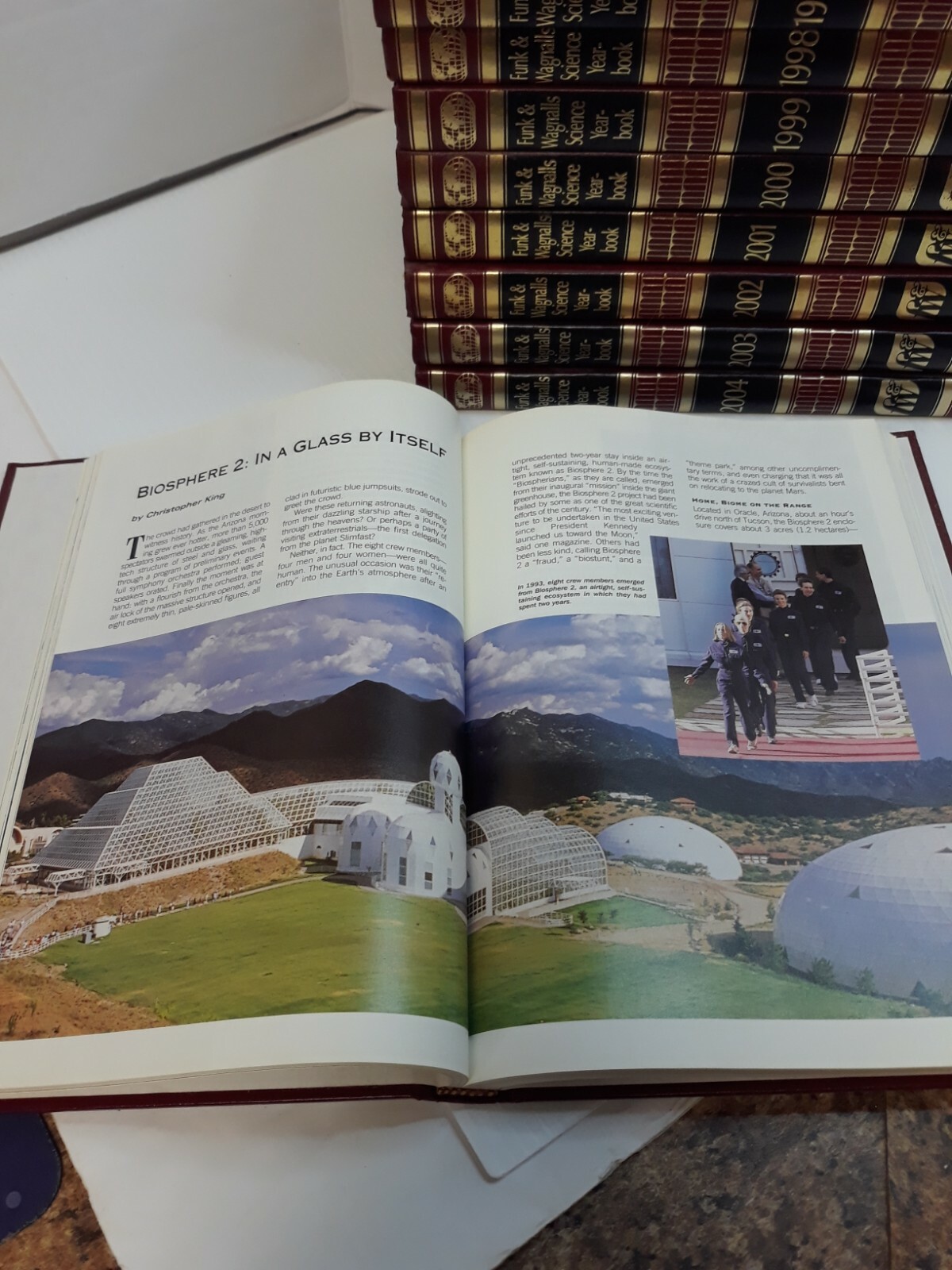 Funk & Wagnalls New Encyclopedia 29 Volumes Thesaurus Complete Set