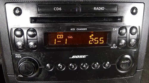 Nissan 350Z AM-FM-6 Disc CD Player 