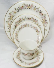 WOODSTOCK TC1130 by Royal Doulton 5 Piece Place Setting NEW NEVER USED England