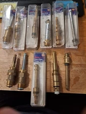 MIXED LOT OF 11 MASTER PLUMBER FAUCET STEMS DIVERTER COLD HOT/COLD WIDE RANGE
