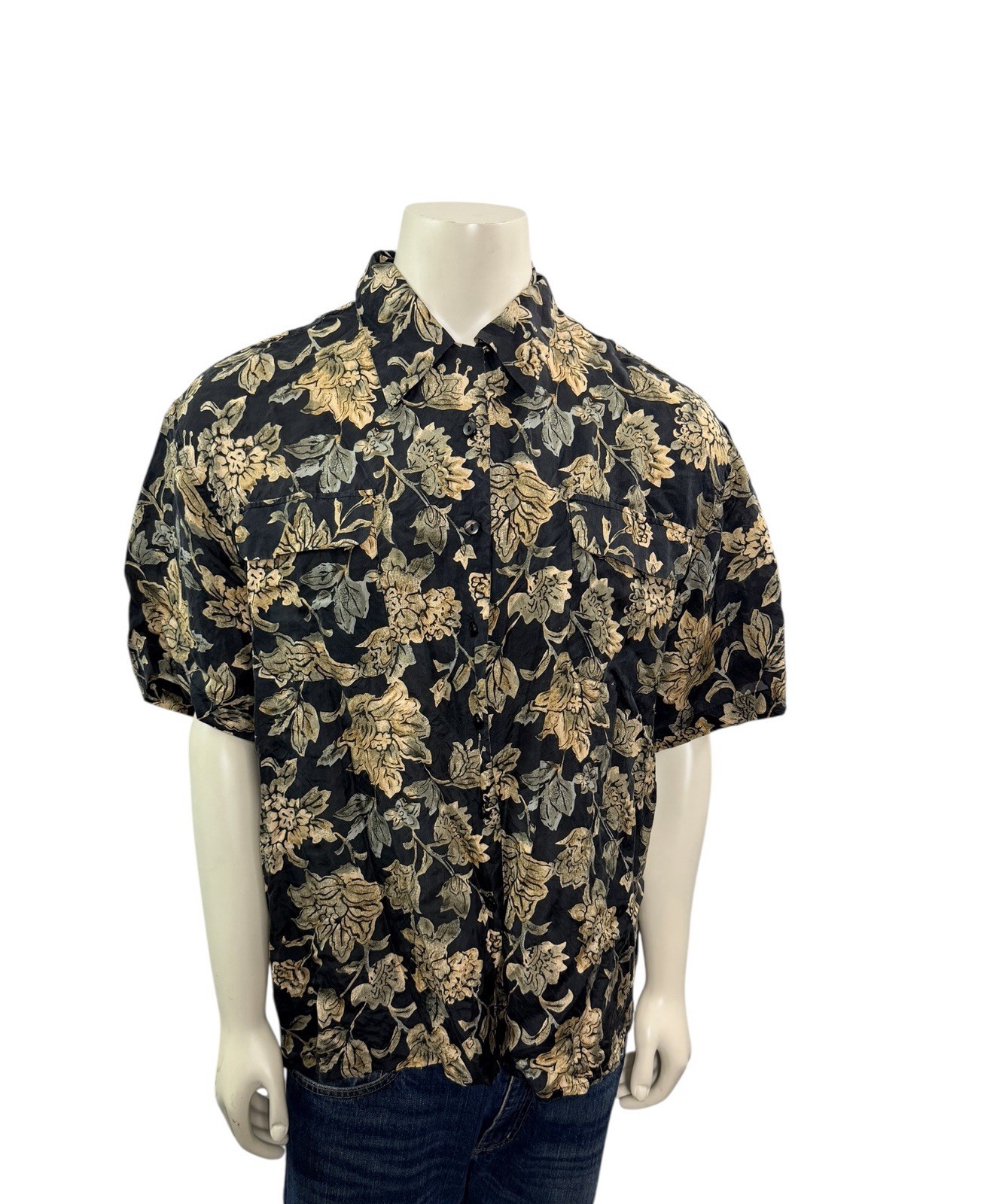 Vintage Cezar Men’s Size XL Short Sleeve Black Gold Silk Button Up Shirt