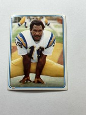 1983   Charlie Joiner  San Diego Chargers Topps Sticker  #126 READ
