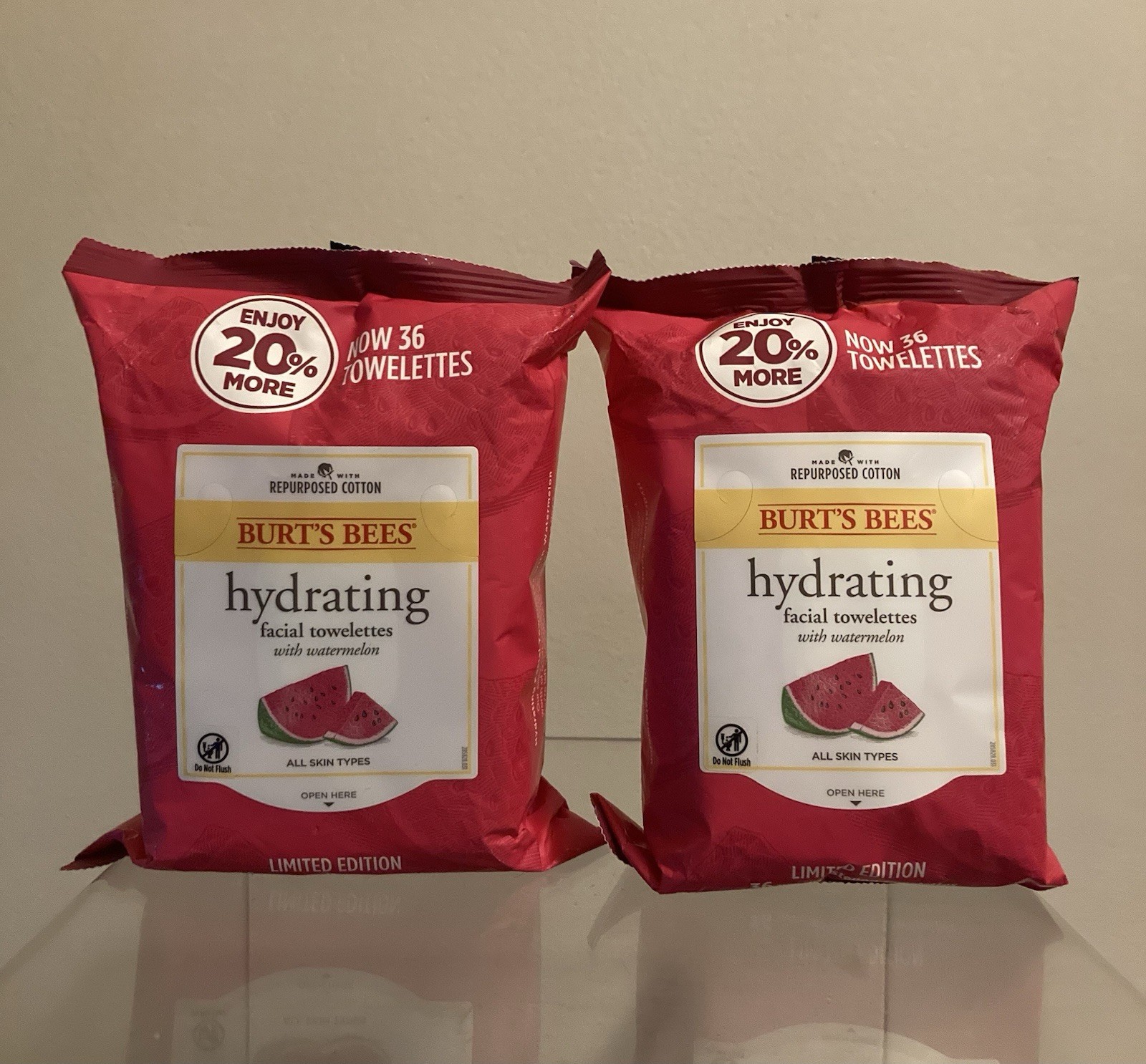 2 Burts Bees Hydrating Facial Towelettes Watermelon 72 Count P...