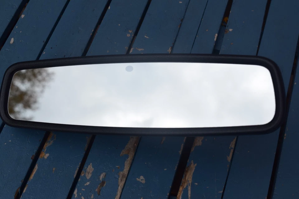 OEM 2016 2017 2018 2019 Ford Transit LCD Camera Auto Dim Rear View Mirror - Image 2 of 4