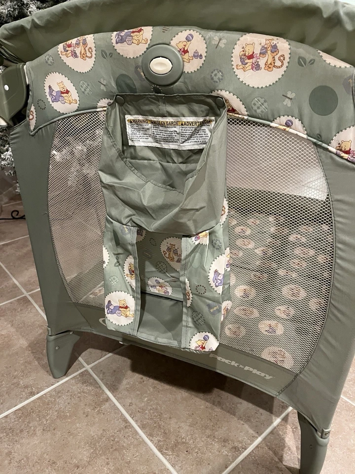 Winnie The Pooh Graco Pack and Play - Image 2 of 4