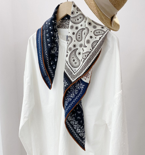 70% Cashmere 30% Silk Bandana Shawl 26'' Neckerchief Scarf cashew Print Wrap new