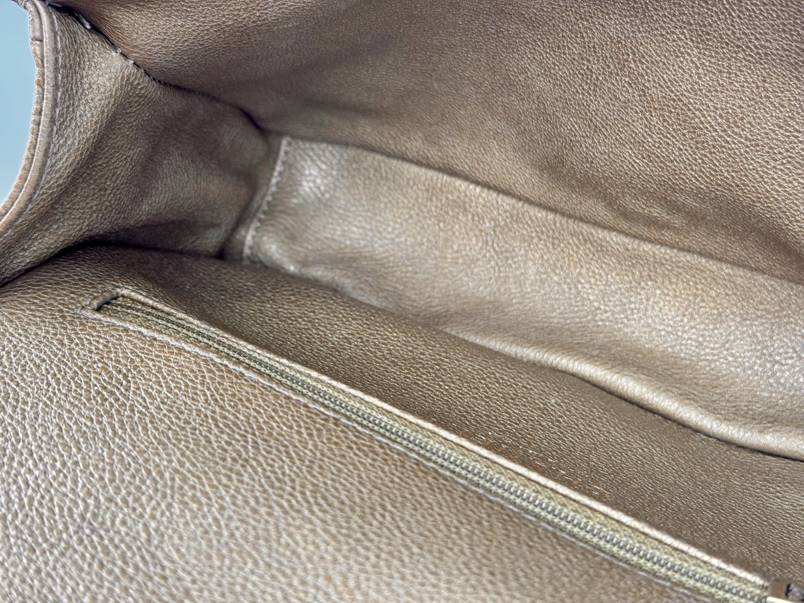 Chanel Medium Boy Flap Bag Python & Leather Trim … - image 22