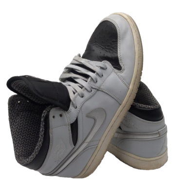 Nike Air Jordan 1 Mid Pure Platinum Metallic Silver Shoes  display picture 3