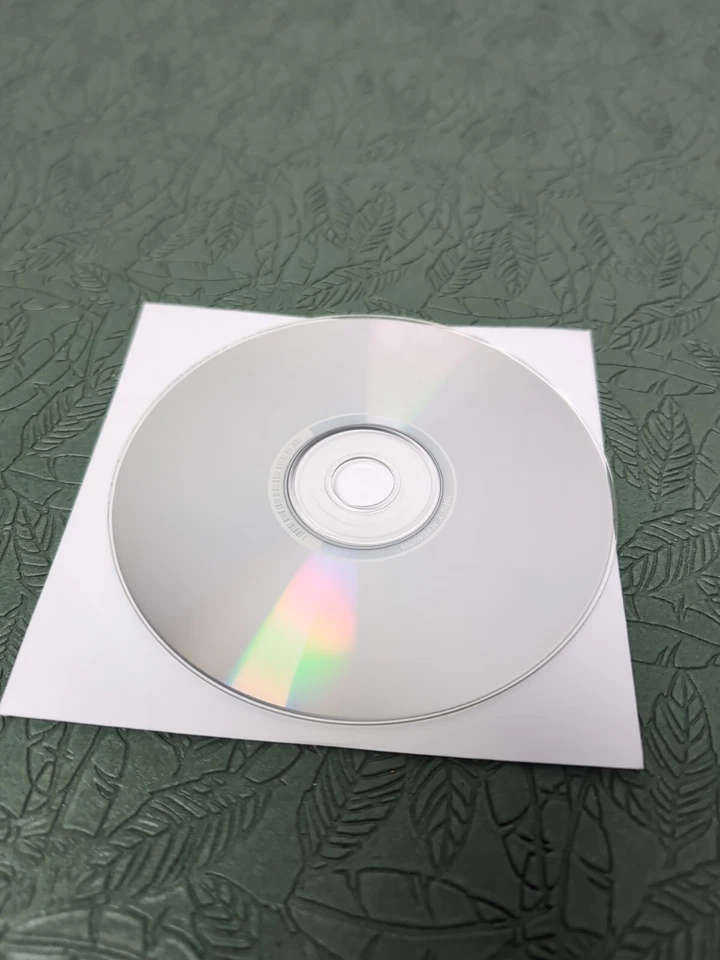 VMWARE FUSION VERSION 2.0 FOR MAC • DISK ONLY- WITH SERIAL NUMBER - Image 3 of 3