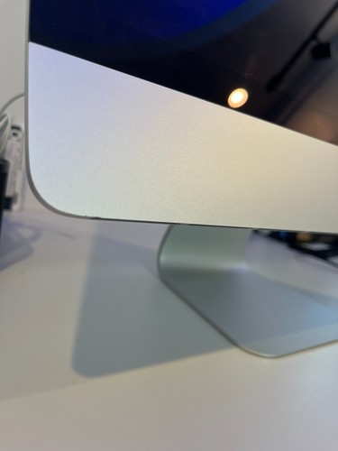 Apple iMac Retina 21.5" (4K, Mid-2017) - 3.4GHz Core i5-7500 - 8GB - 1TB - Picture 7 of 8