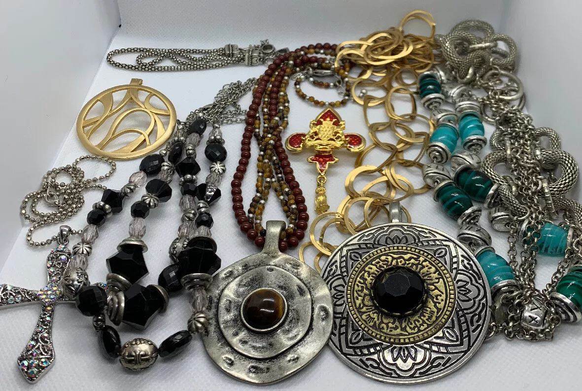 Lot Of 10 Premier Design Jewelry 6 Necklaces 1 Brooch 1 Bracelet 2