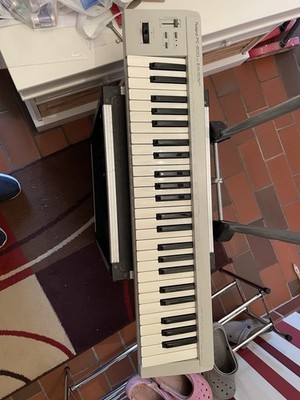 Roland PC-200 MK II MIDI Keyboard Controller 