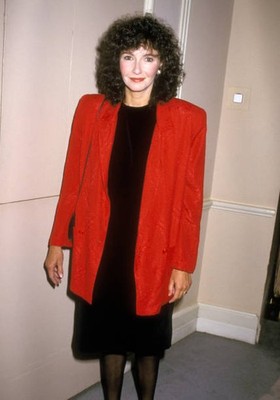 Mary Steenburgen at Upton Sinclair Awards - May 21 1987 at Beverly- Old Photo