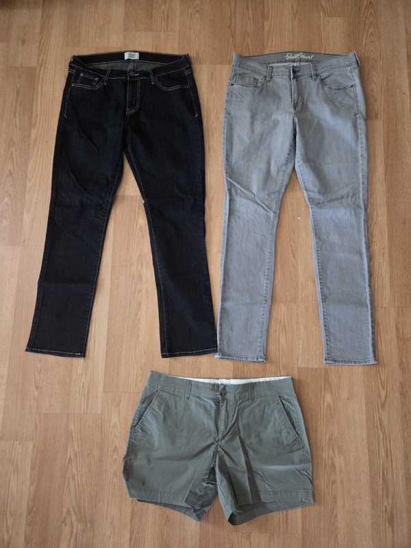 Old Navy Lot Of 3 Sweetheart Jeans And Shorts Sz 8