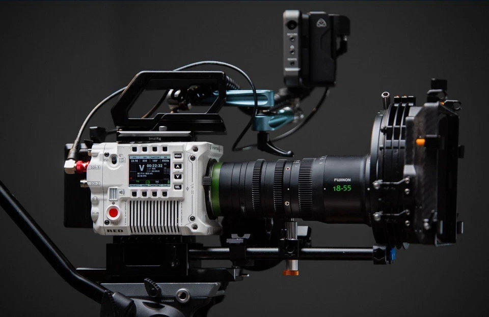 Lentes de cine Fujinon MK 18-55 y 50-135 mm T2,9 (montaje RF) con estuche Jason Foto 2 de 4