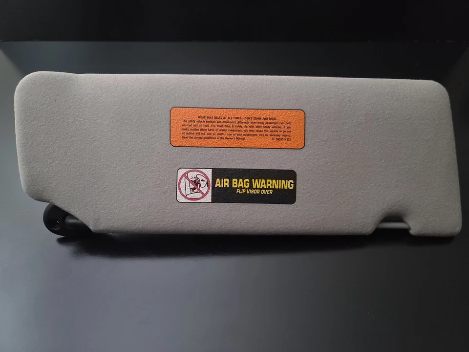 1993-1998 Jeep Grand Cherokee Driver Side SUN VISOR GRAY SUNVISOR LIGHTED - Image 2 of 4