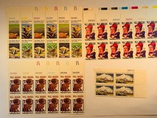 WC Fields, Will Rogers , and 2 other Plate Block. 44 stamps MNH