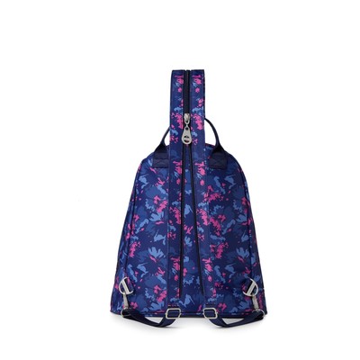 Baggallini Naples Convertible Small Daypack Sling Crossbody  display picture 2