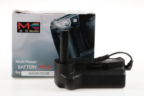 MEIKE Multi - Power Pack für Nikon D3100