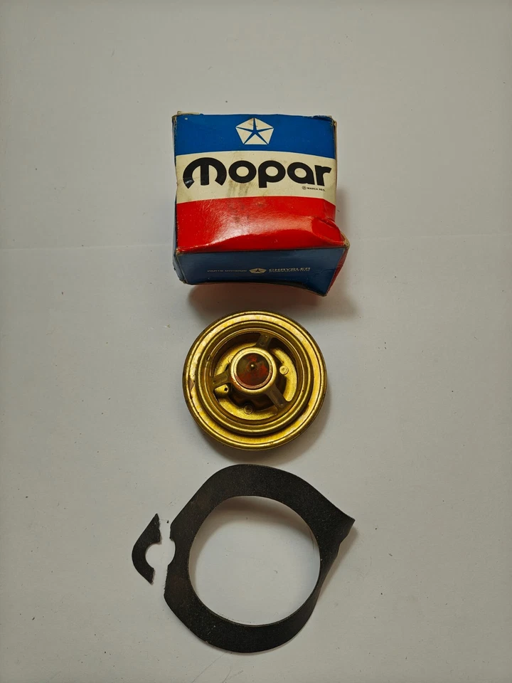 1953-1968 Chrysler Dodge Plymouth 160 Degree Thermostat W/ Gasket 3514177 NOS - Image 3 of 4