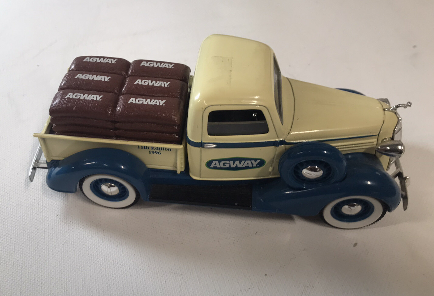 Liberty Classics Agway 1936 Dodge Pickup Truck Die Cast Bank 125 Scale